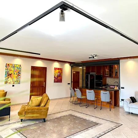 Apartment Hermina Boutique *